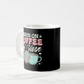 Ich laufe mit Kaffee und Garn - Lustiger Stricklie Kaffeetasse (Vorderseite Links)