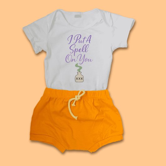 Ich lege dir einen Zauber auf das Niedliche Hallow Tri-Blend Shirt