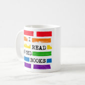 Ich lese "Banned Books Rainbow" Kaffeetasse (Vorderseite Links)