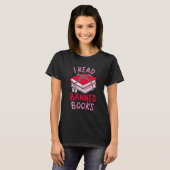 Ich lese verbotene Bücher T-Shirt (Vorne ganz)