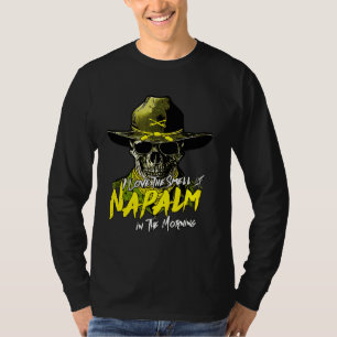 Ich Liebe den Geruch von Napalm am Morgen T-Shirt
