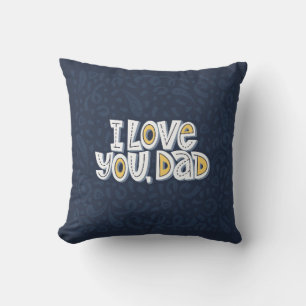 Ich Liebe dich, Papa. Richtiges Schreiben auf dem  Kissen
