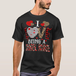 Ich liebe es, Krankenschwester an einer Schule zu T-Shirt