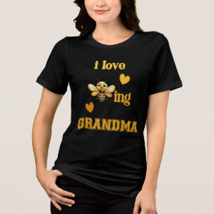 Ich liebe es, Oma zu sein Tri-Blend Shirt