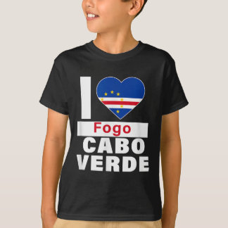 Ich liebe Fogo Cabo Verde mit kap-verdischer Flagg T-Shirt
