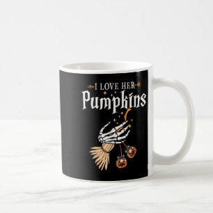 Ich liebe ihre Kürbisse, sie mag meinen Besenstiel Kaffeetasse