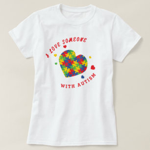 Ich liebe jemanden mit Autismus Puzzle Herz T-Shirt