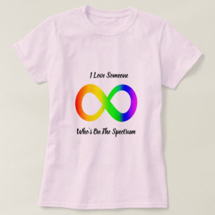 Ich liebe jemanden mit Autismus T-Shirt