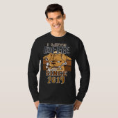 Ich liebe Kaffee seit 2019 T-Shirt (Vorne ganz)