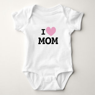 Ich liebe Mama Baby Bodysuit mit süßem rosa Herzen Strampler