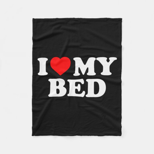 Ich liebe mein Bett - Rotes Herz  Fleecedecke (Vorderseite)