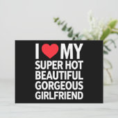 Ich Liebe meine super heiße wunderschöne Freundin Einladung (Stehend Vorderseite)