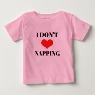 Ich liebe Nickerchen nicht Rotes Herz Valentinstag Baby T-shirt