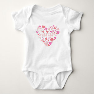 Ich Liebe Sarah Herz in Rosa Baby Strampler