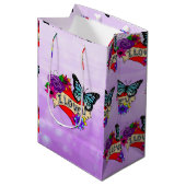 Ich Liebe Sie | Herz, Rose und Schmetterlinge Mittlere Geschenktüte (Vorderseite Schrägansicht)