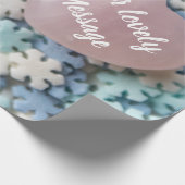 Ich Liebe Sie mit schönen Herzen und Schneeflocken Geschenkpapier (Ecke)