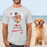 Ich Liebe Vater meiner Freundin Personalisiertes F T-Shirt<br><div class="desc">Du weißt, du musst an Papa vorbeikommen, um zur Tochter zu kommen! Geben Sie Ihrem Freund dieses Valentinstag das perfekte Geschenk mit diesem lustigen Shirt! Ein Muss für jede Freundin, Freund, Vater Tochter haben! Eine lustige Drehung auf meiner Liebe My Girlfriend, dieses Shirt Zitat "I Liebe My Girlfriend's Vater" ......</div>