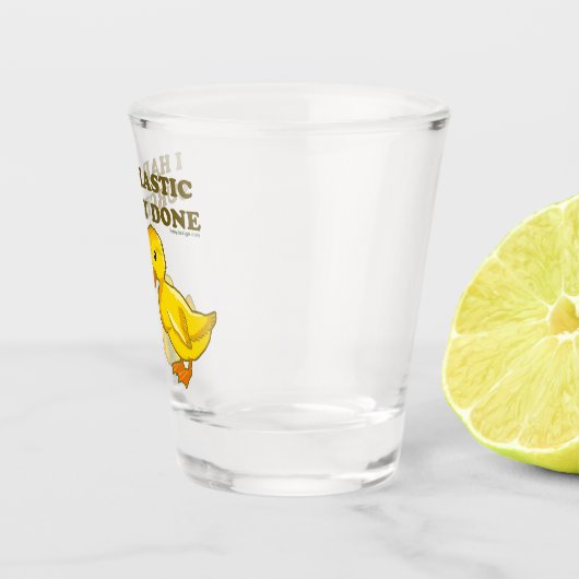 Ich ließ PlastikOperation erfolgen Schnapsglas (Rechts)