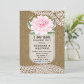 Ich mache GRILLEN Mason Jar Pink Peony Engagement Einladung (Stehend Vorderseite)