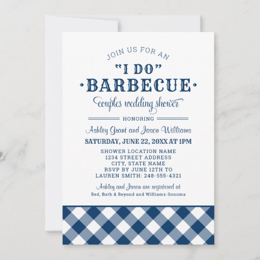 Ich mache GRILLEN Navy Blue Gingham Wedding Couple Einladung (Vorderseite)