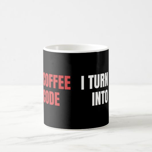 Ich mache Kaffee in Code, weibliche Coder, Program Kaffeetasse (Mittel)
