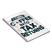 Ich mache Kaffee in Steuererklärung Buchhalter Vor Notizblock (Rechte Seite)