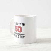 Ich machte es zu 50 jemandem, der einen Wettkampfa Kaffeetasse (Vorderseite Links)