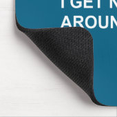 Ich Mädchen werden nervös um Mousepad (Ecke)