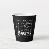 Ich mag aussehen, als höre ich dir Musik-Gitarre Milchtasse (Vorderseite)