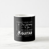 Ich mag aussehen, als höre ich dir Musikgitarre Kaffeetasse (Mittel)