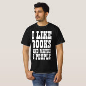 ICH MAG BÜCHER UND VIELLEICHT 3 PERSONEN T - Shirt (Vorne ganz)