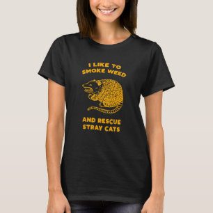 Ich mag es, Gras zu rauchen und Katzen zu retten T T-Shirt