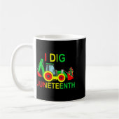 Ich mag Juneteenth-Fäuste Traktor lustiger Kleinki Kaffeetasse (Links)