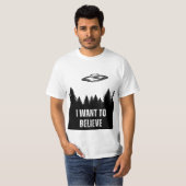 Ich möchte an UFOs glauben T-Shirt (Vorne ganz)