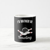 Ich möchte lieber Bowling sein Kaffeetasse (Mittel)