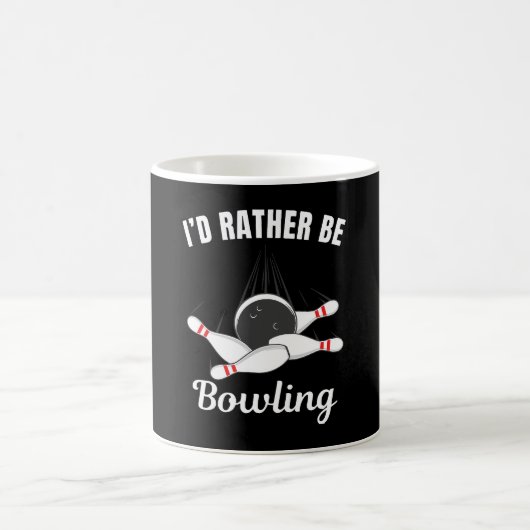 Ich möchte lieber Bowling sein Kaffeetasse (Mittel)