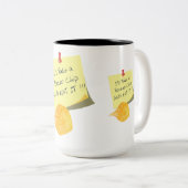 Ich nehme einen KartoffelChip und esse ihn!!! Zweifarbige Tasse (VorderseiteRechts)