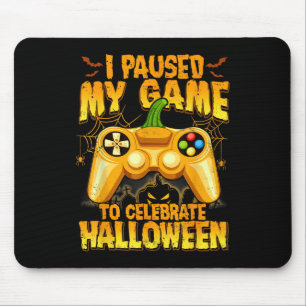 Ich pausierte mein Spiel, um Halloween-Videospiel  Mousepad
