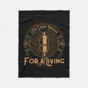 Ich repariere billige Tattoos für eine lebendige T Fleecedecke