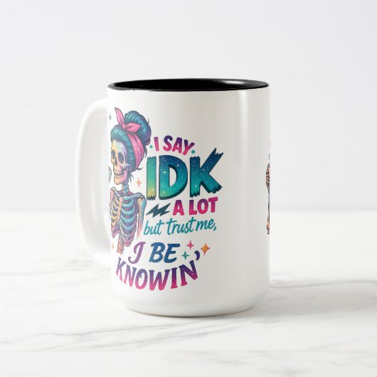 Ich sage IDK eine Menge... Zweifarbige Tasse (Vorderseite Links)