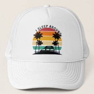 Ich schlafe rund um Van Life Pun Vintage Sonnenunt Truckerkappe