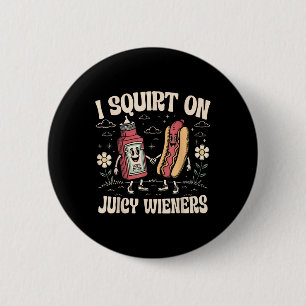 Ich schneide auf saftigen Dackeln Erwachsenen Humo Button