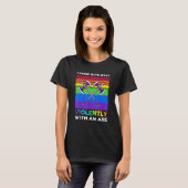 Ich schwinge auf beide Arten heftig mit einer Axt  T-Shirt (Vorne ganz)