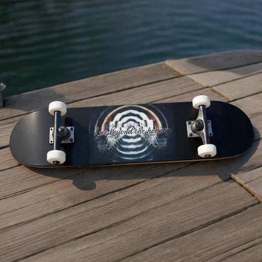 Ich sehe jenseits des 7¾ Zoll großen Skateboarddec Skateboard