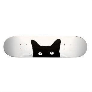 Ich sehe Katze zu klicken, um Ihren Skateboard