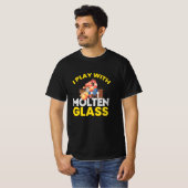Ich spiele mit Gläser aus geschmolzenem Glas Kunst T-Shirt (Vorne ganz)