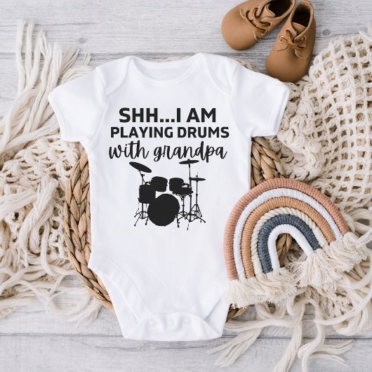 Ich spiele Schlagzeug mit Großpa Funny Drummer Baby Strampler