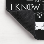 Ich spiele Videospiele und kenne Dinge Mousepad (Ecke)