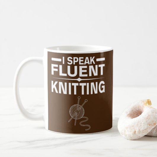 Ich spreche fließend Knitting lustiges Sprichwort  Kaffeetasse (Mit Donut)