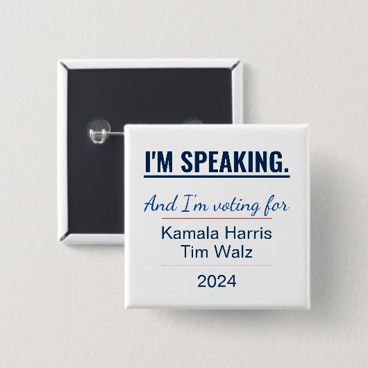 Ich spreche gerade Kamala Harris 2024 Wahl Button (Vorne & Hinten)